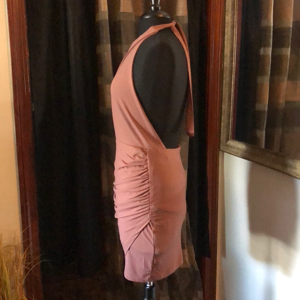 Dress - Picture 2 of 4